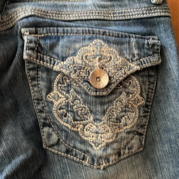 Democracy Jeans Size 8 - Picture 5 of 11